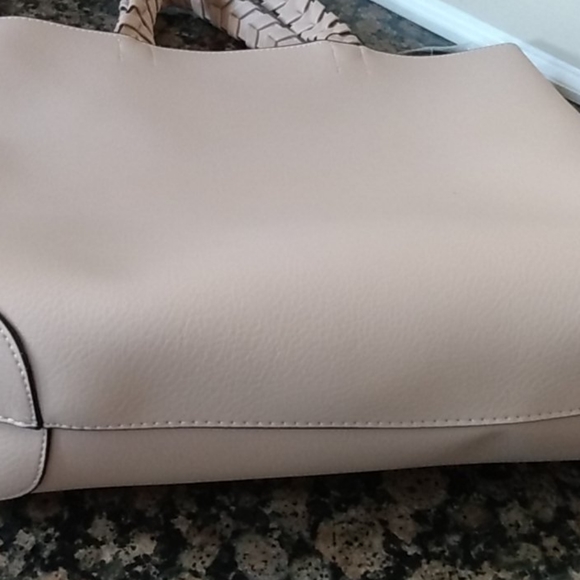 Purse - Picture 7 of 8